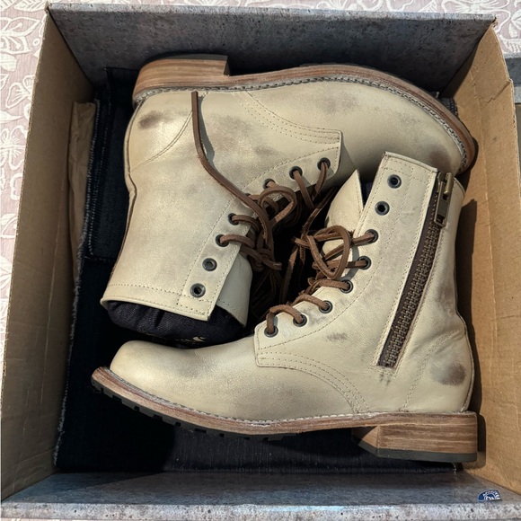 FREEBIRD MANCHESTER BOOTS - Picture 11 of 12